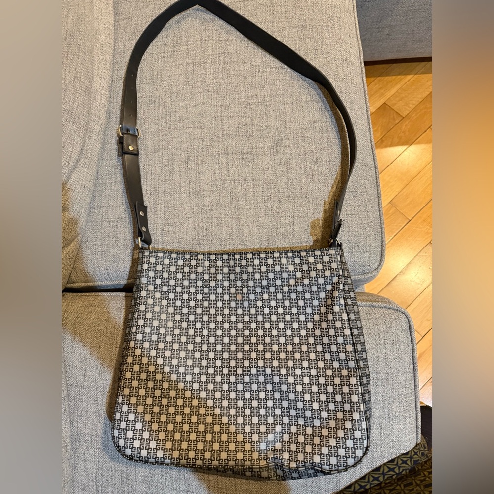 Stylish Black and Gray bag
